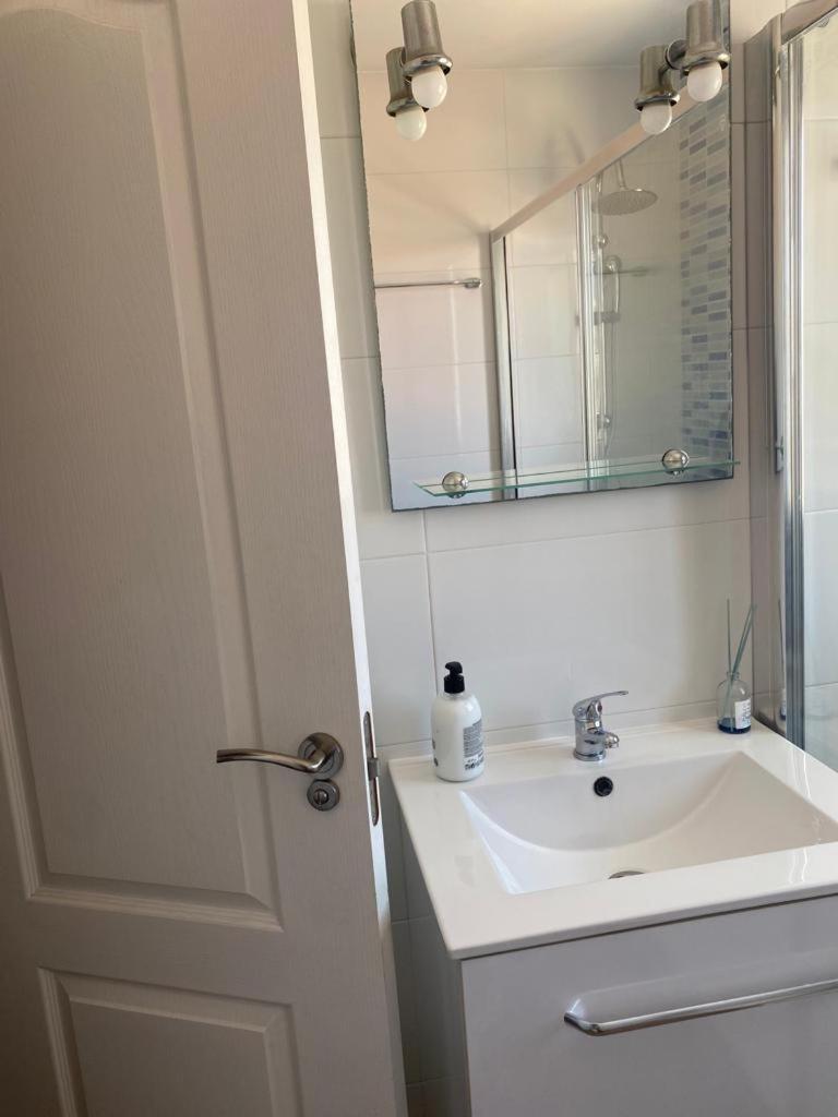 Apartamento Vista Al Mar Calle Ciruela Ел Пуерто де Санта Мария Екстериор снимка